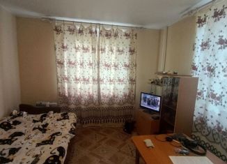 Продаю двухкомнатную квартиру, 42 м2, городской посёлок Павлово, Советская улица, 1