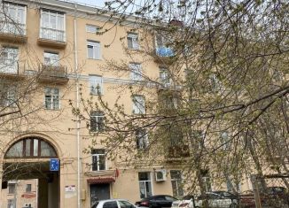 Продается 2-комнатная квартира, 60.3 м2, Омск, проспект Карла Маркса, 38, Ленинский округ