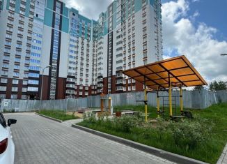 Продам 3-ком. квартиру, 82.4 м2, Смоленск