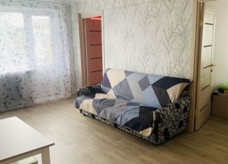 Сдача в аренду 3-ком. квартиры, 55 м2, Великий Новгород, улица Ломоносова, 18к1