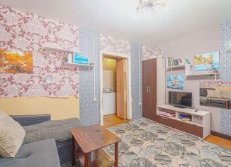 Продается 3-ком. квартира, 55 м2, Краснокамск, улица Карла Маркса, 15