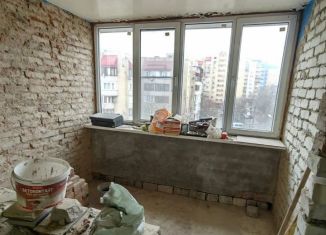 Продается 3-ком. квартира, 60.2 м2, Астрахань, Советский район, улица Ахшарумова, 6/42