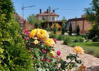 Сдаю в аренду комнату, 50 м2, поселок городского типа Заозерное, Севастопольская улица, 10