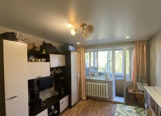 Продам 2-ком. квартиру, 48 м2, Благовещенск, улица Седова, 113/3