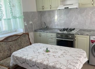 Сдача в аренду 1-комнатной квартиры, 60 м2, Феодосия, Насыпная улица, 2К