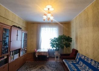 Продается 3-комнатная квартира, 74 м2, Кемеровская область, улица Кирова, 42
