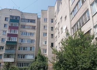 Продается 4-комнатная квартира, 75 м2, Курская область, улица Карла Маркса, 69Б