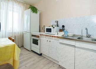 Продажа 3-ком. квартиры, 68 м2, Ульяновская область, Камышинская улица, 17