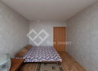 Продам 1-комнатную квартиру, 32 м2, Челябинск, улица Дзержинского, 22А