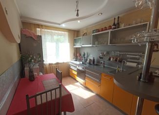 Продажа трехкомнатной квартиры, 60 м2, посёлок городского типа Берёзовка, Береговая улица, 42Б