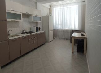 Сдаю в аренду 2-ком. квартиру, 57 м2, Избербаш, улица Г. Гамидова, 81Г