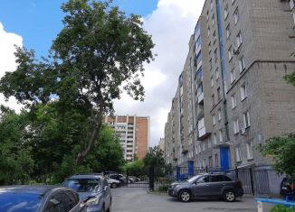 Продается 3-ком. квартира, 56.4 м2, Новосибирск, улица Челюскинцев, 4, метро Площадь Гарина-Михайловского