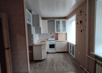 Продам трехкомнатную квартиру, 61 м2, Лиски, улица Трудовые Резервы, 85А