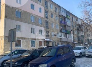 Двухкомнатная квартира на продажу, 43.4 м2, Приморский край, проспект 50 лет Октября, 32