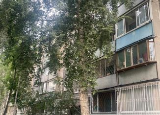 Продам трехкомнатную квартиру, 61.5 м2, Иркутская область, улица Ржанова, 27