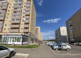 Продажа двухкомнатной квартиры, 49.3 м2, Смоленская область, улица 100-летия Комсомола, 1