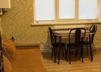 Сдаю 2-ком. квартиру, 65 м2, Избербаш, улица Г. Гамидова, 81Б