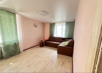 Продам 1-ком. квартиру, 31 м2, Сокол, улица Орешкова, 8