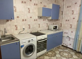 Сдается 1-ком. квартира, 42 м2, Уфа, проспект Октября, 78/3