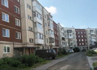 Продам 4-комнатную квартиру, 89.5 м2, Березники, Набережная улица, 49