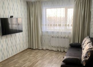 Сдается 2-ком. квартира, 50 м2, посёлок Солнечный, Солнечная улица, 2А