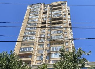 Продается 3-комнатная квартира, 142 м2, Дагестан, улица Дзержинского, 6