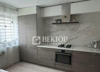 Продам 1-ком. квартиру, 51 м2, Кострома, Заволжский район, микрорайон Венеция, 32