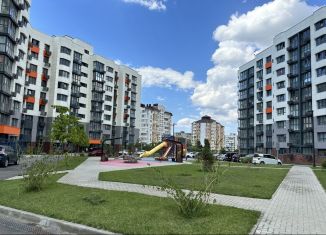 Сдам двухкомнатную квартиру, 65 м2, Анапа, улица Крылова, 13к3