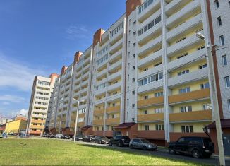 Продается двухкомнатная квартира, 69 м2, Смоленск, улица Крупской, 54Б