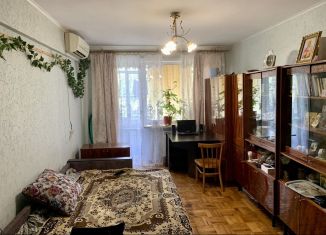 Продам 2-комнатную квартиру, 46 м2, Краснодарский край, улица Селезнёва, 132