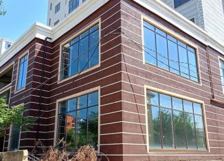 Продается торговая площадь, 600 м2, Махачкала, улица Азизова, 43А, Ленинский район