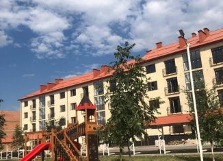 Продам 1-комнатную квартиру, 45 м2, Нальчик, улица Шогенова, 50, район Дубки