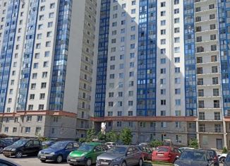 Продается 1-комнатная квартира, 36 м2, городской посёлок имени Свердлова, Западный проезд, 15к1