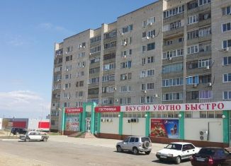 Сдаю в аренду 4-ком. квартиру, 86 м2, Камышин, 5-й микрорайон, 48А