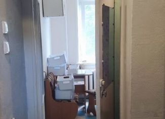 Сдается в аренду 1-комнатная квартира, 31 м2, Северск, Транспортная улица, 24