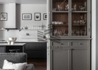 Сдам 3-ком. квартиру, 80 м2, Сочи, улица Войкова, 21, микрорайон Центральный