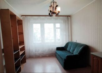 Сдаю 1-ком. квартиру, 32.7 м2, Кириши, улица Энергетиков, 18