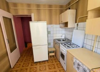 Сдаю в аренду 2-ком. квартиру, 50 м2, Йошкар-Ола, улица Льва Толстого, 47, микрорайон Оршанский