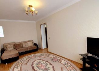 Сдаю 1-ком. квартиру, 30 м2, Грозный, улица Л.И. Яшина, 32, 4-й микрорайон