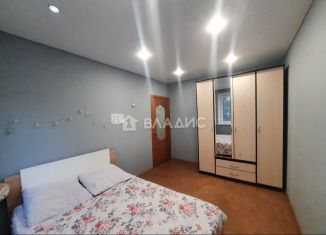 Сдается 3-ком. квартира, 67 м2, Тобольск, 10-й микрорайон, 23