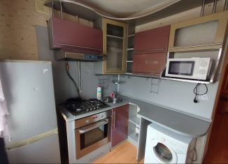 Сдаю 2-комнатную квартиру, 45 м2, Верхняя Пышма, улица Мичурина, 2В