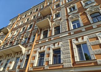 Продаю четырехкомнатную квартиру, 121.5 м2, Санкт-Петербург, метро Площадь Ленина, Нейшлотский переулок, 15Б