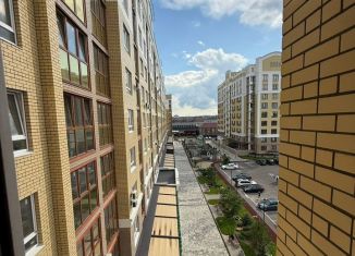 Двухкомнатная квартира на продажу, 67.6 м2, Брянск, улица Ульянова, 24