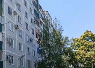 Продаю 2-комнатную квартиру, 50.2 м2, Майкоп, Шоссейная улица, 22