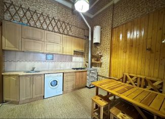 Продажа 1-ком. квартиры, 33 м2, Таганрог, Петровская улица, 82