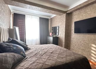 Продажа 2-ком. квартиры, 82 м2, Дагестан, проспект Акулиничева, 1/11