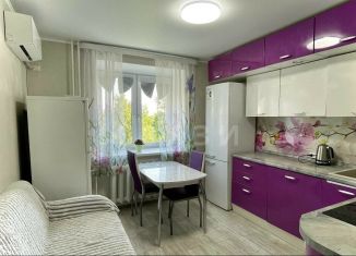 Продаю 2-ком. квартиру, 52 м2, Тюмень, Боровская улица, 33