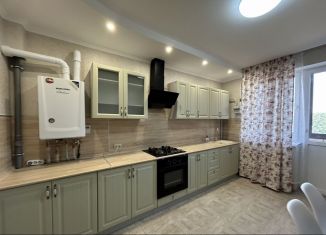 Сдается 1-ком. квартира, 38 м2, Горячий Ключ, Объездная улица, 18Ак8