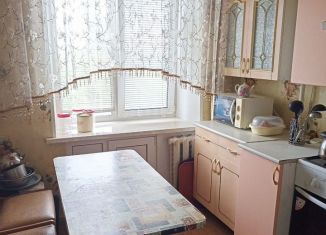 Продаю 2-комнатную квартиру, 46 м2, Мелеуз, улица Ленина, 133