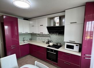 Продается однокомнатная квартира, 43.2 м2, Бор, улица Красногорка, 20к2